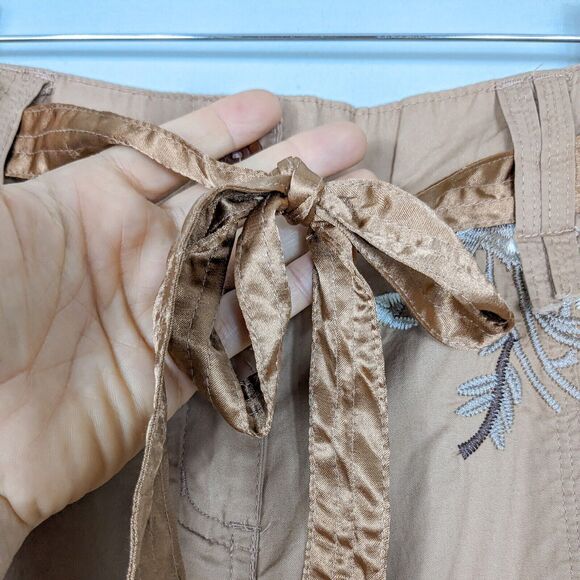 Y2K Cache Cargo Capri Pants 12 Brown Vintage Embroidered Floral Crop Utility - Picture 7 of 16